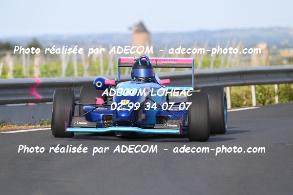 http://v2.adecom-photo.com/images//6.COURSE DE COTE/2022/5_LA_POMMERAYE_2022/BEZINAUD_David/79A_4417.JPG